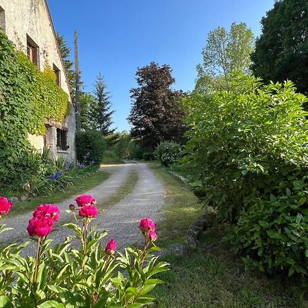 Gite Du Moulin De Vandon Souvigny-de-Touraine Exterior foto